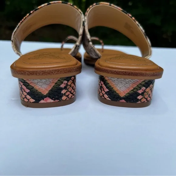 Vince Camuto Yelinda toe loop sandals size 9W/40 - Picture 6 of 9